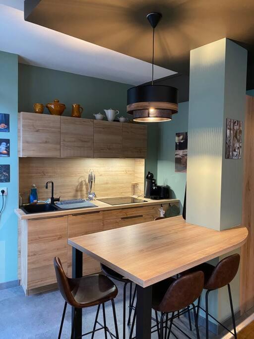 Ferienwohnung Les Quatre Piliers - 1 Min Palais Jacques Coeur Bourges Exterior foto